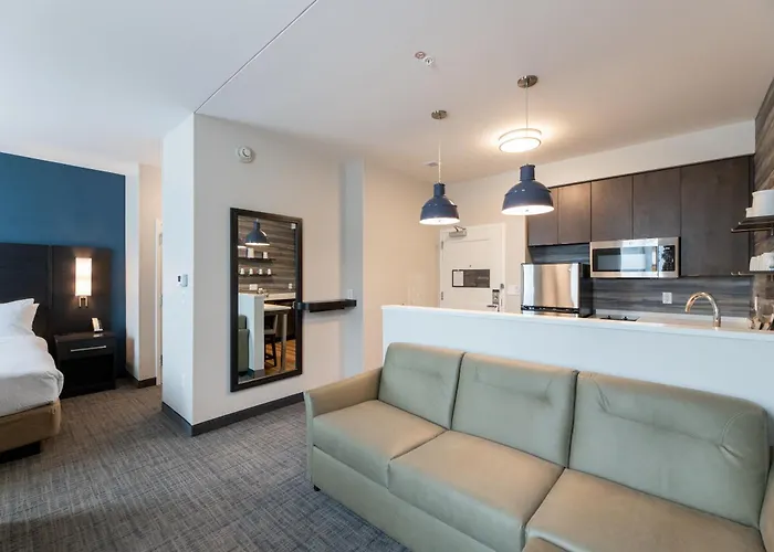 Hotel By Marriott Worth Southwest 3*