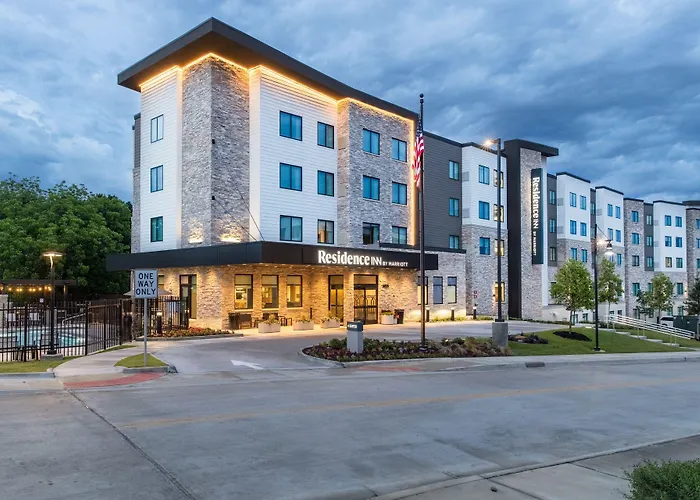 By Marriott Worth Southwest 3*