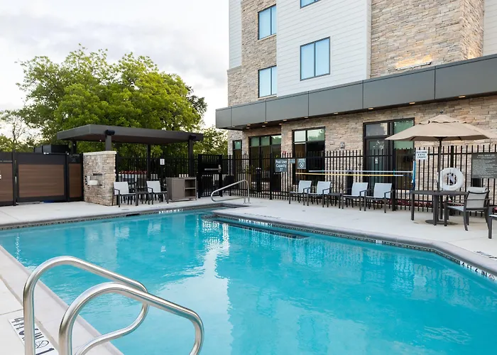 By Marriott Worth Southwest Hotel