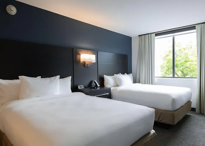By Marriott Worth Southwest 3*