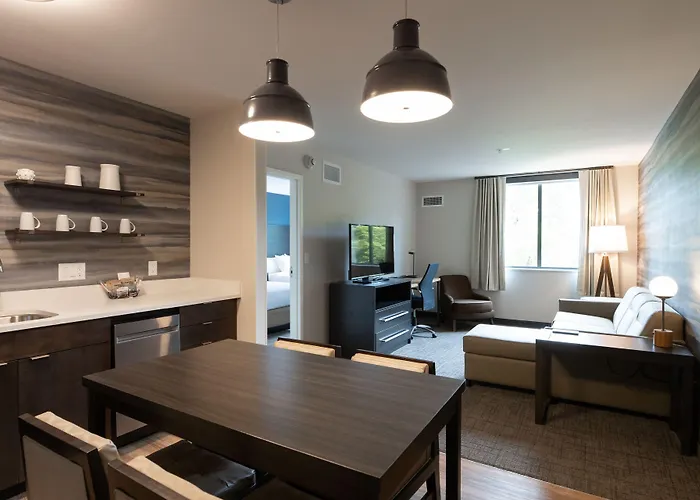 Hotel By Marriott Worth Southwest 3*